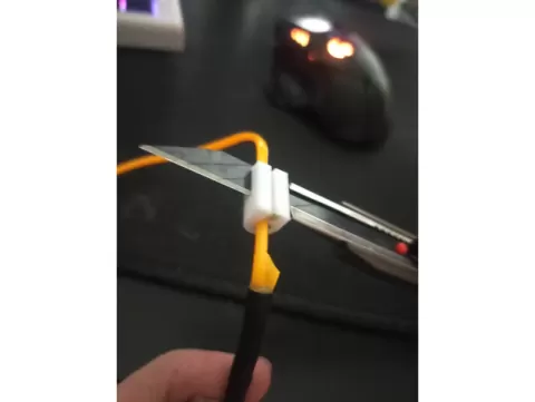 el wire edge cut guide