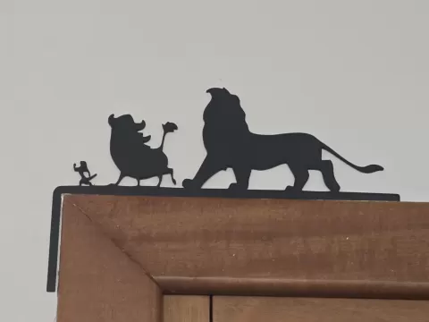 Hakuna Matata re leone sopra porta