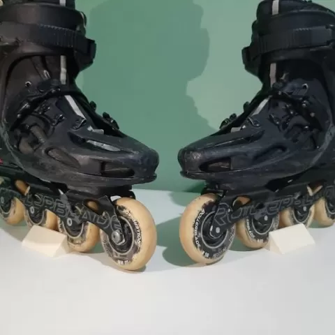 ROLLERBLADE Stand