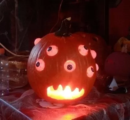 eyesocket for pumpkin