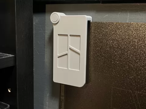 Wall-Mounted Bambu Plate Holder