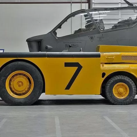 MD3 Flight Deck Tractor