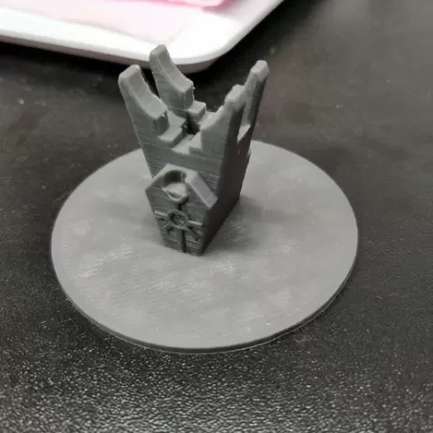 Necron Ghost and Doom's Day Ark Base