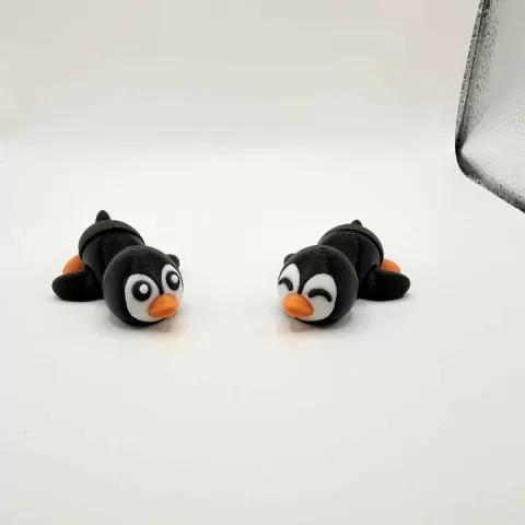 Cute Tiny Flexi Penguin With Two Options For Expression! by Shawn Pena
