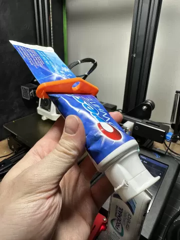 Toothpaste Squeezer