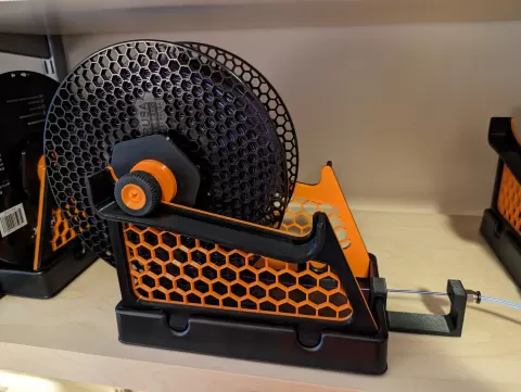 Silent Auto-Rewinding Gravity Spoolholder