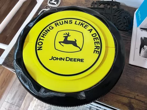 3DTMT John Deere hubcap