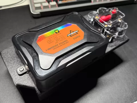 Floating Aux Beam 6 Gang Mount for a 3rd Gen T4R.