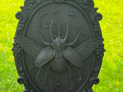 Victorian Beetle Frame