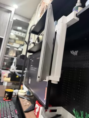 Microsoft Surface Pegboard & Shelf Mount - M20 Adjustable