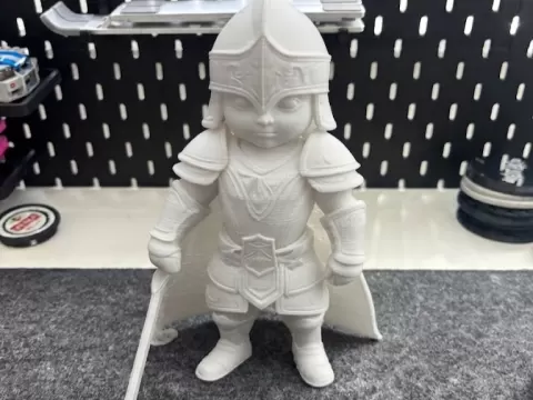 Chibi Knight in Armor: Adorable Warrior Adventure!