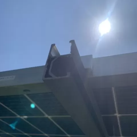 End-cap for solar panel support profiles