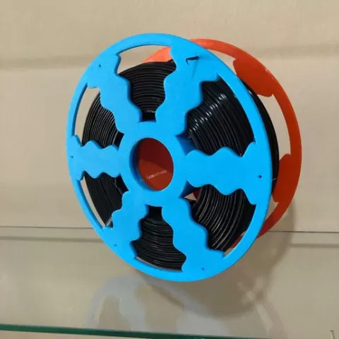 Universal reel