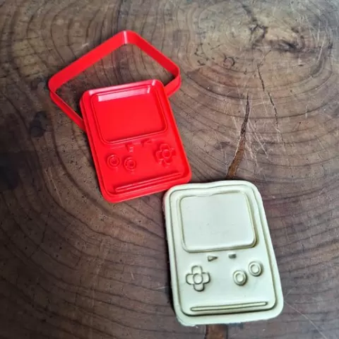Retro Gameboy Cookie Cutter STL - Video Game Biscuit Cutter + Stamp for 3D PrintingRetro Gameboy Cookie Cutter STL - Video Game Biscuit Cutter + Stamp for 3D Printing