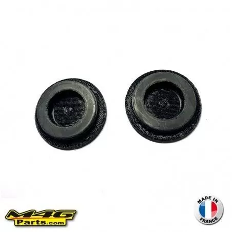 Swingarm plug