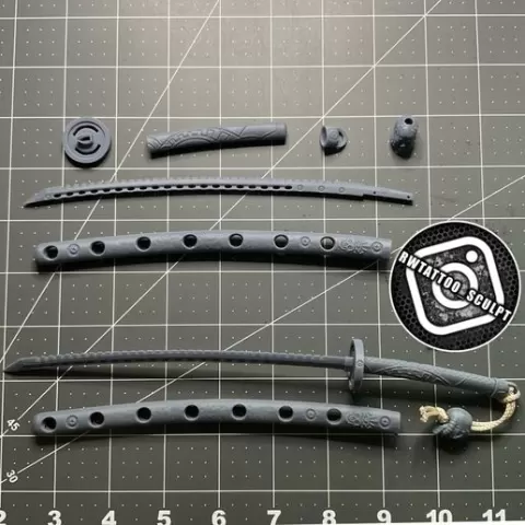 Serrated katana