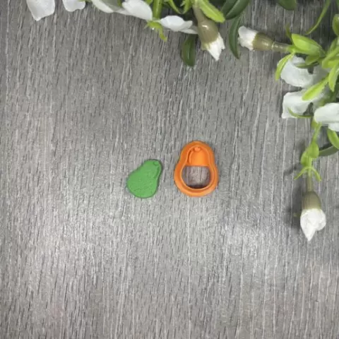 PEAR CUTTER
