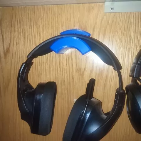 Headphone holder
