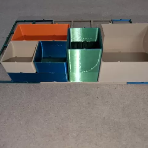 Stack and nest boxes