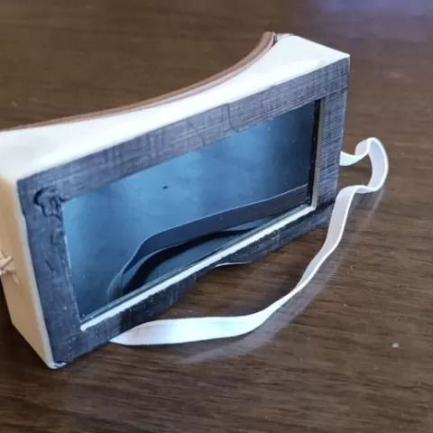 Welding glasses
