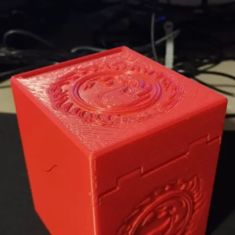 Hinge Deck Box Red Mana
