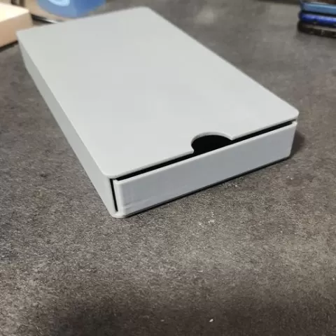 Simple phone case