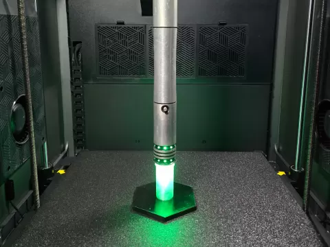 Vertical Lighstaber Desktop Stand