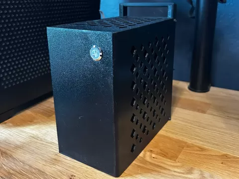 ITX computer SFF Case: 3.73L easy assembly
