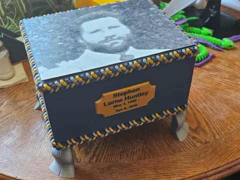 Fancy Urn