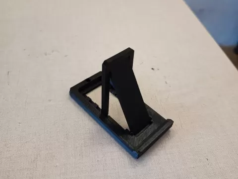 Keychain Phone Stand – Compact & Portable Design