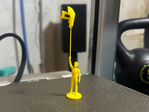 benchy balloon boy sculpture