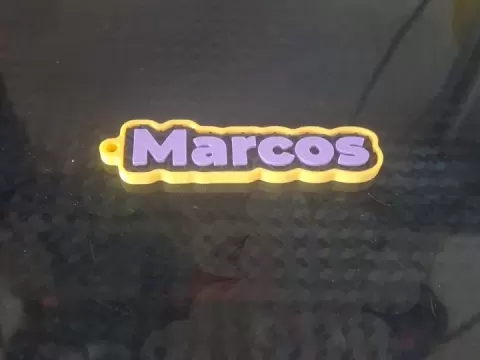 llavero con iman marcos