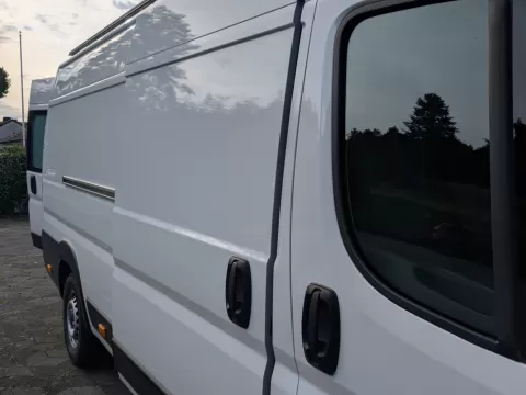 🚐 Secure Sliding Door Ventilation Hook Boxer Ducato Jumper