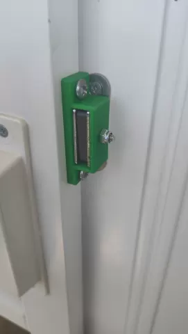 balcony screen door magnet holder