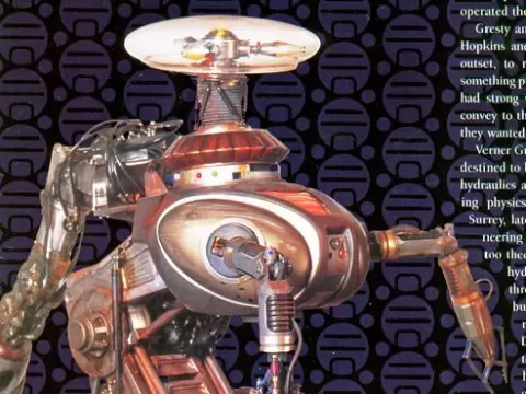 1998 LIS robotby Omni-bot 2000