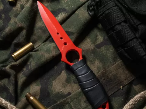 skeleton knife.