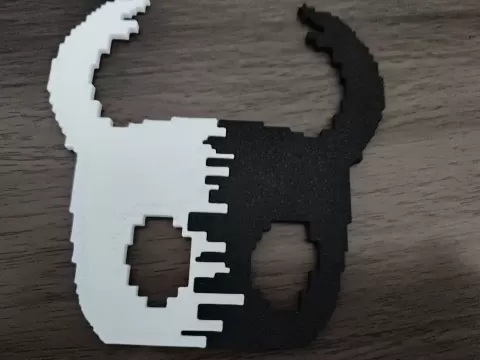 knight skull (comes apart)