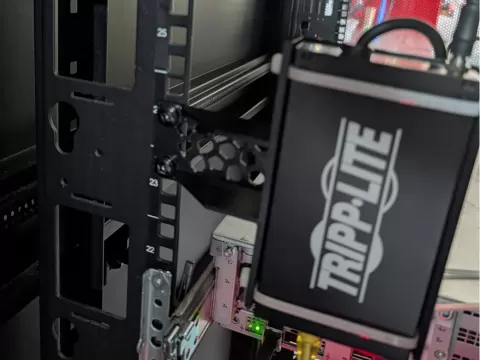 Tripp Lite SRCOOLNETLX Server Rack Mount Voronoi