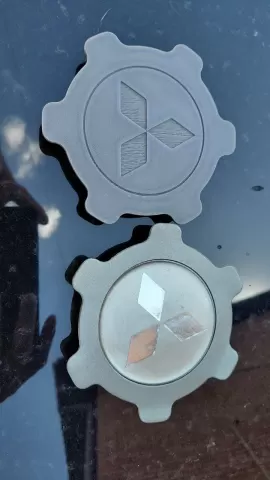 Mitsubishi Pajero weel cover cap