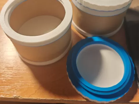 2xcardboard spool box no supports