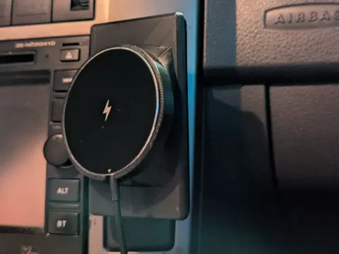 VW phone mount older generation