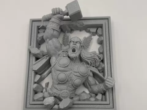 Thor con Martilloby Kandori