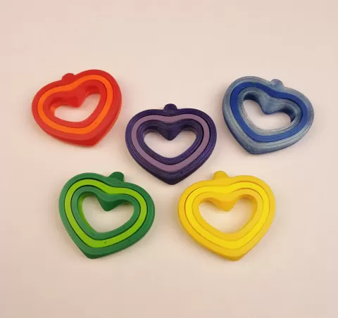 Revolving heart - necklace