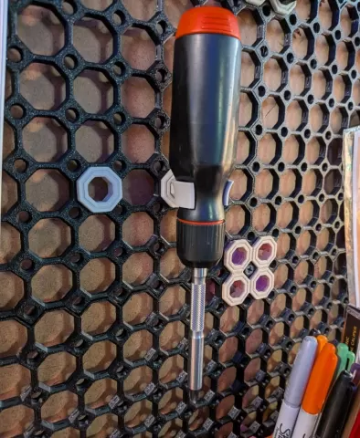 Multiboard - LTT Screwdriver Holder