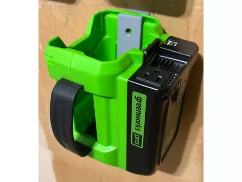 Greenworks Inverter Wall Mount