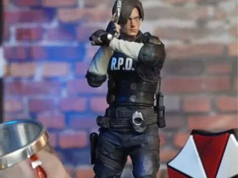 LEON