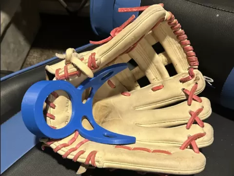 Baseball Glove Form Holderby Mclovindih23