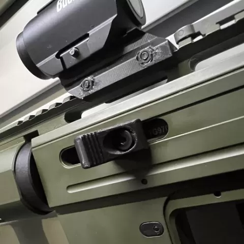 tm22 charging handle