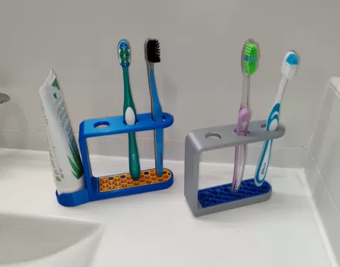 Toothbrush holder