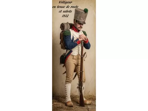 Soldat de l'empire no138: le Voltigeur en tenue de route et sabot 1812